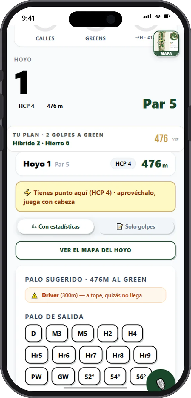 La pantalla de anotar el hoyo con el plan de dos golpes a green y el palo sugerido, con toda la bolsa y sus distancias debajo.